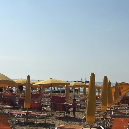 Centralissime Mansarde Piazza Brescia Lido di Jesolo Buitenkant foto